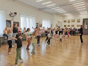 Read more about the article Warsztaty taneczne Skakanka. Dance & Fitness